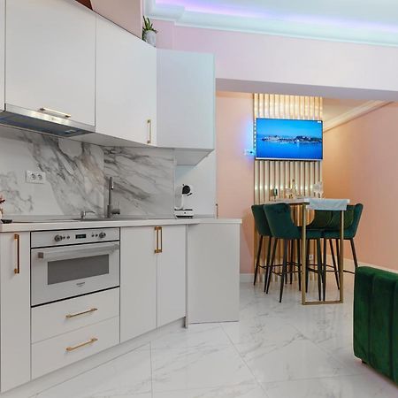 Del Mar Mamaia-Vega Studio Leilighet Eksteriør bilde