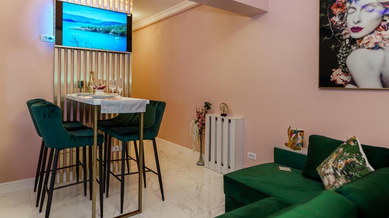 Del Mar Mamaia-Vega Studio Leilighet Eksteriør bilde